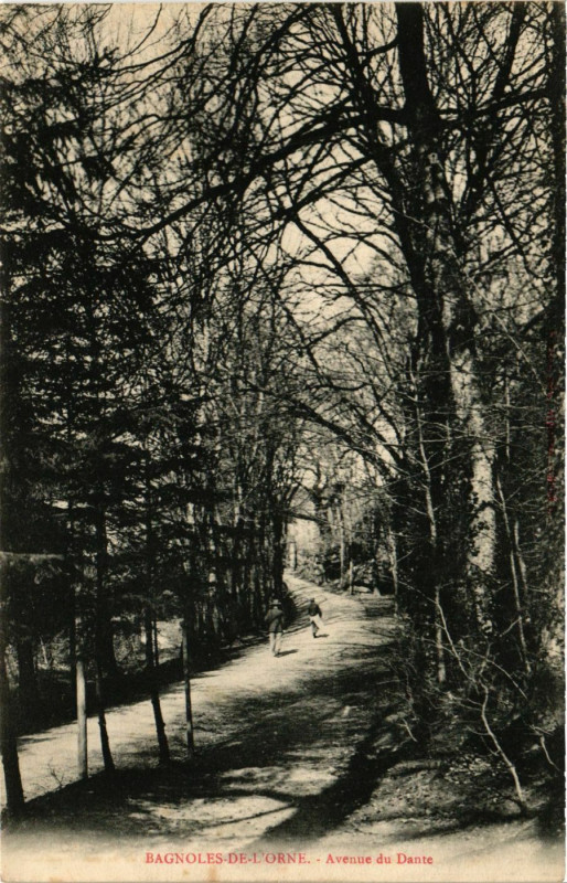 Carte postale ancienne Bagnoles- de- l'Orne - Avenue de Dante
