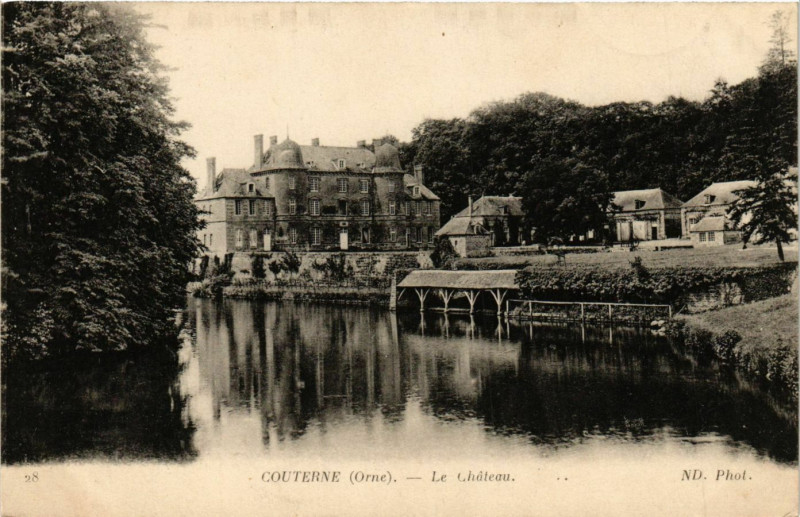 Carte postale ancienne Couterne (Orne) - Le Cháteau