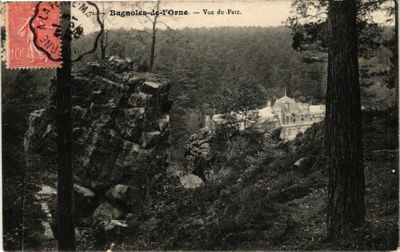 Carte postale ancienne Bagnoles-de-l'Orne(Orne) - Vue du Parc