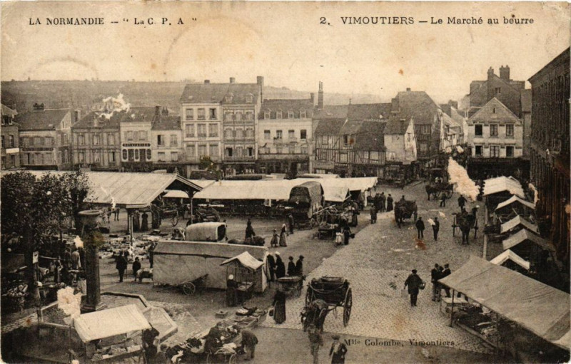 Carte postale ancienne Vimoutiers (Orne) - Le Marche au beurre à Vimoutiers