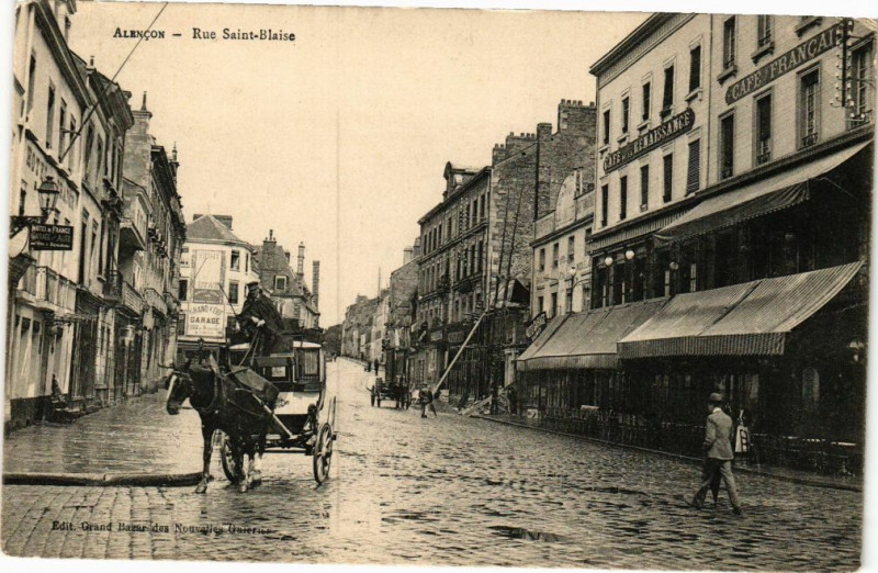 Carte postale ancienne Alencon (Orne) - Rue Saint-Blaise à Alençon