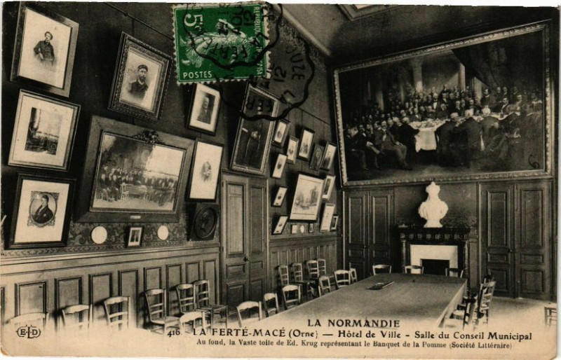 Carte postale ancienne La ferte mace .- Hotel de ville à Macé