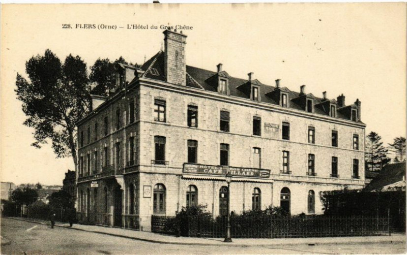 Carte postale ancienne Flers (orne) .- L'hotel du gres chene à Flers