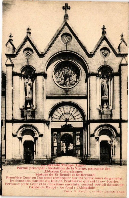Carte postale ancienne La Grande Trappe - Portail principal à Ri