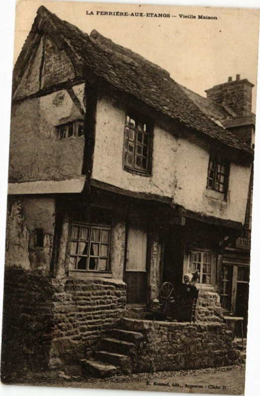 Carte postale ancienne La ferriee aux etangs - Vieille maisons à Ri