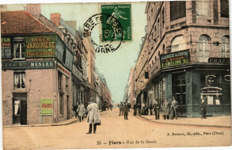 Carte postale ancienne Flers(orne) .- Rue de la boule à Flers