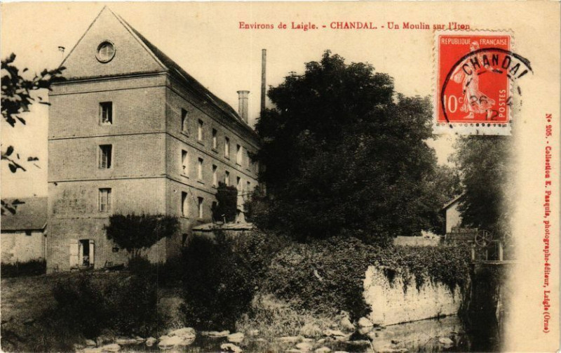 Carte postale ancienne Environs de L'Aigle - chandal - Un moulin sur l'iton à L'Aigle