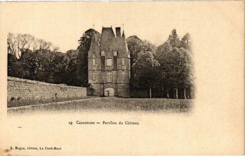 Carte postale ancienne Carouges - Pavillon du Chateau