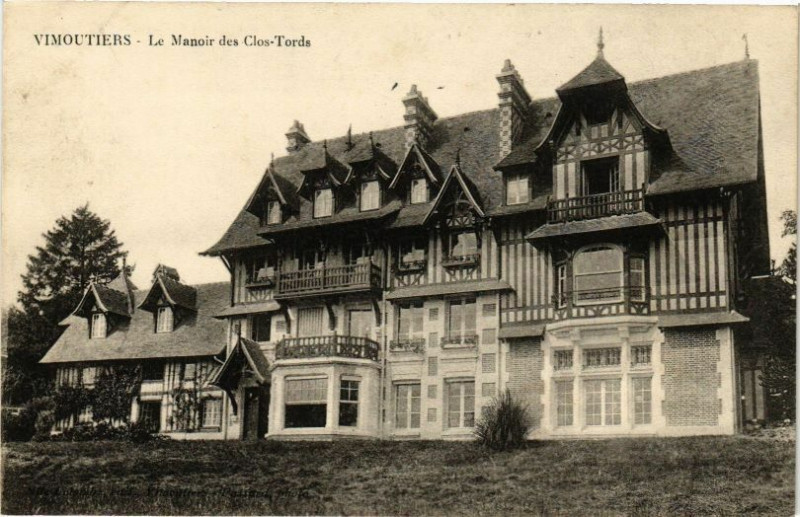 Carte postale ancienne Vimoutiers - Le Manoir des Clos-Tords à Vimoutiers