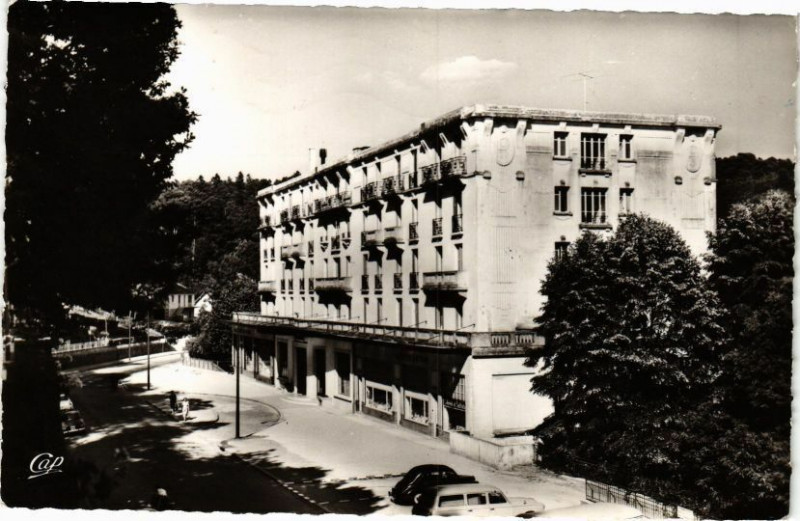 Carte postale ancienne Tesse-la-Madeleine - L'hotel du parc