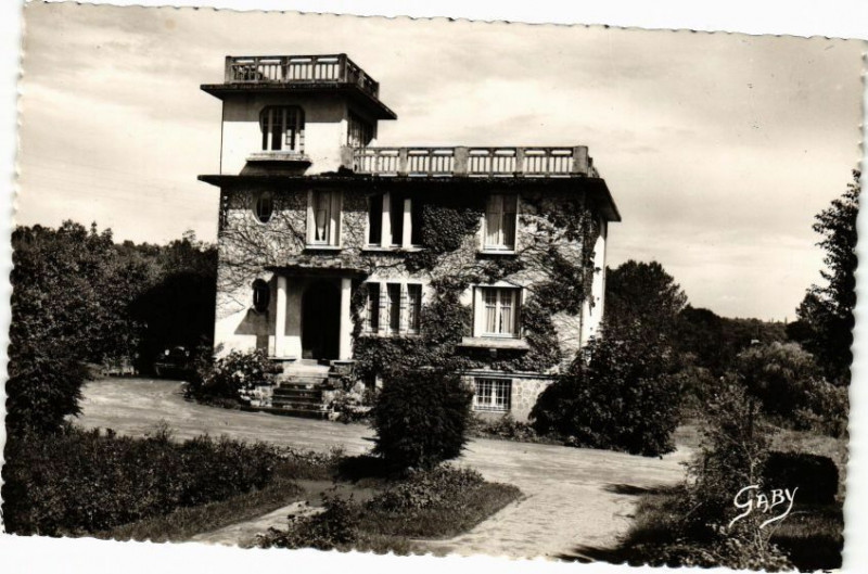 Carte postale ancienne Tesse-la-Madeleine - Hotel Mont fleuri à Ri