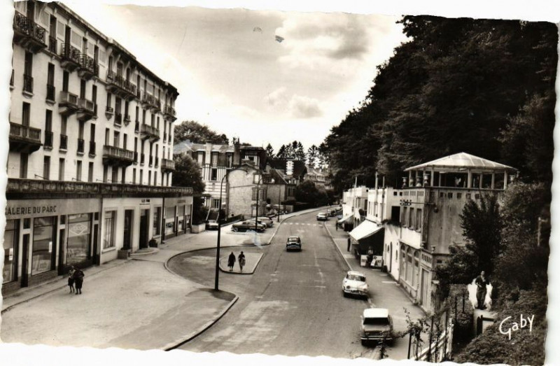 Carte postale ancienne Tesse-la-Madeleine - Hotel du parc