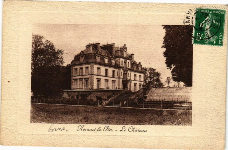Carte postale ancienne Monant de pin - Le chateau