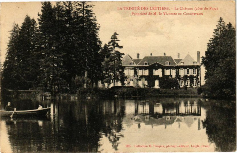 Carte postale ancienne Le Trinité des Lettiers - Le Chateau (Cote du Parc) à Ri