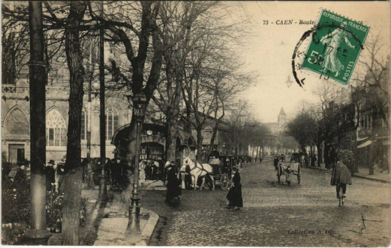 Carte postale ancienne Caen - Boulevard à Caen