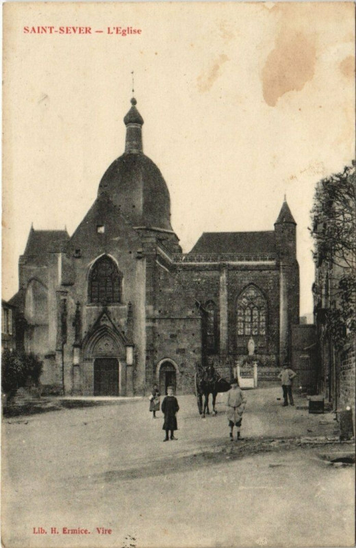 Carte postale ancienne Saint-Sever - L'Eglise