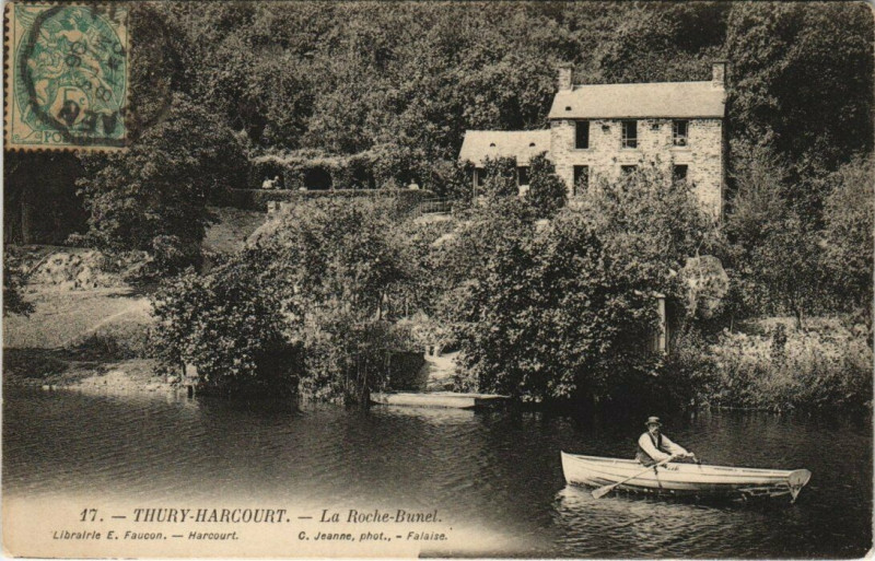 Carte postale ancienne Thury-Harcourt - La Roche-Bunel