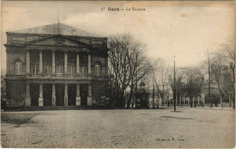Carte postale ancienne Caen Le Theatre à Caen