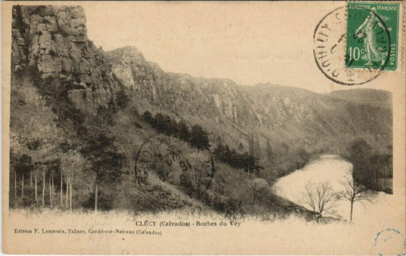 Carte postale ancienne Clecy - Roches du Vey à Clécy