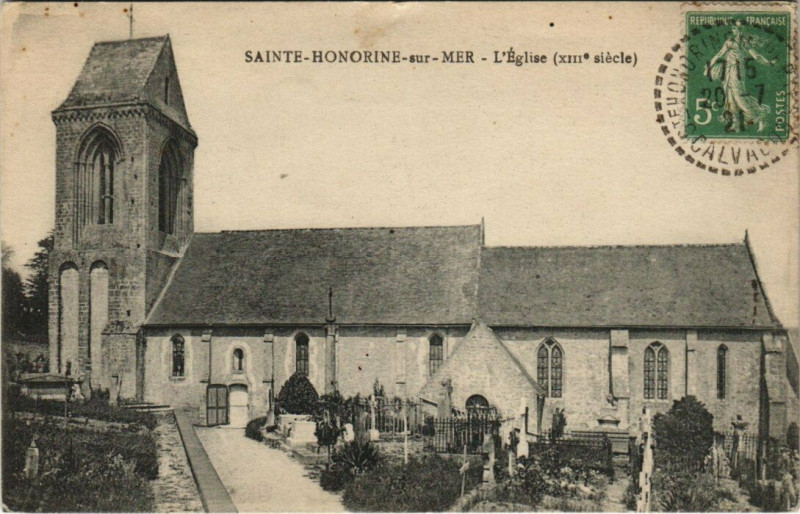 Carte postale ancienne Sainte-Honorine-sur-Mer - L'EGlise