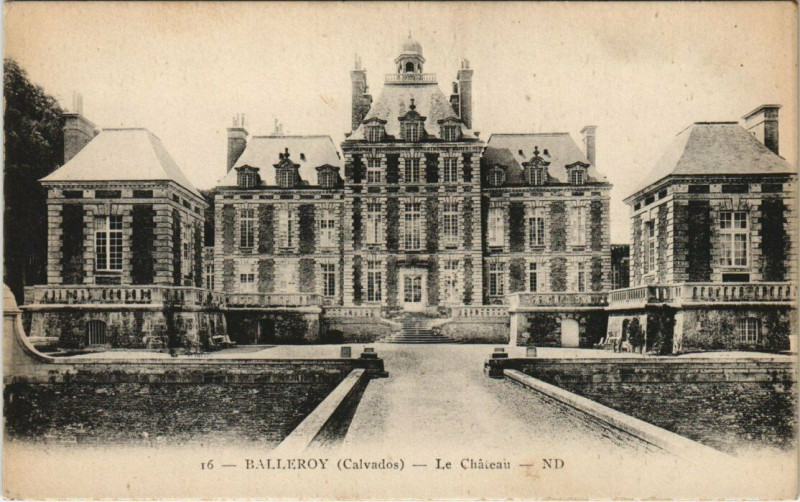 Carte postale ancienne Balleroy - Le Chateau