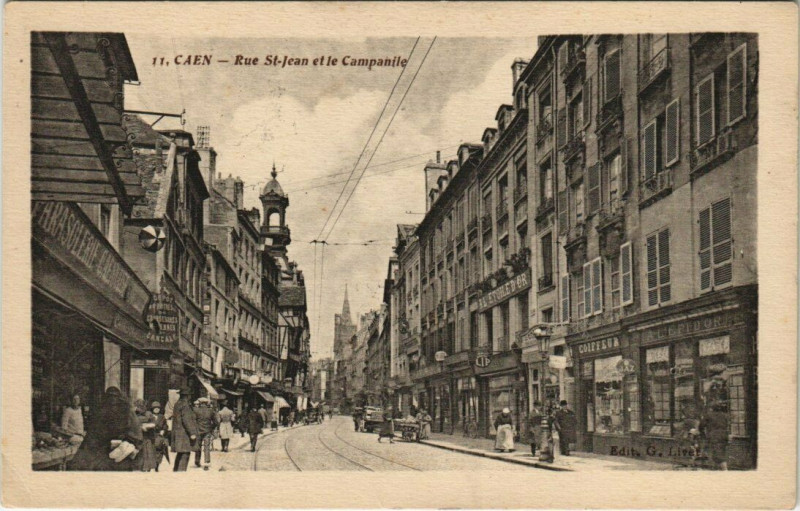Carte postale ancienne Caen - Rue Saint-Jean et le Campanile à Caen