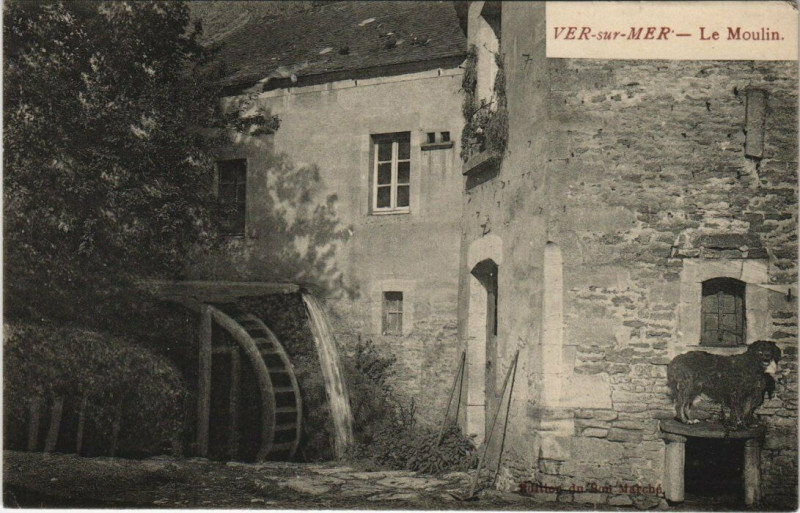 Carte postale ancienne Ver-sur-Mer - Le Moulin à Ver-sur-Mer