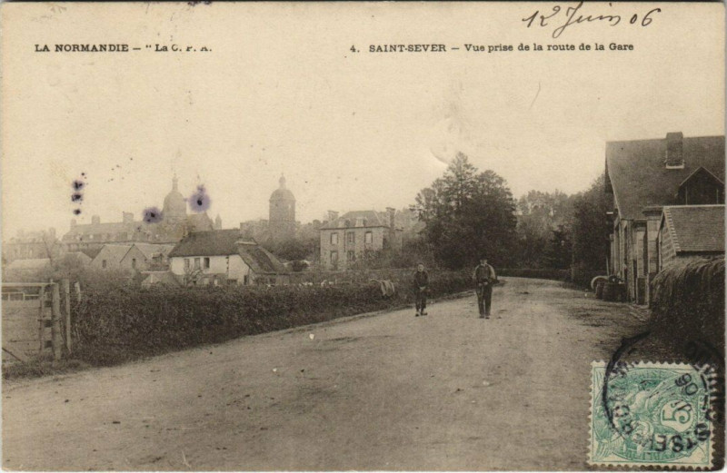 Carte postale ancienne Saint-Sever - Vue prise de la route de la Gare