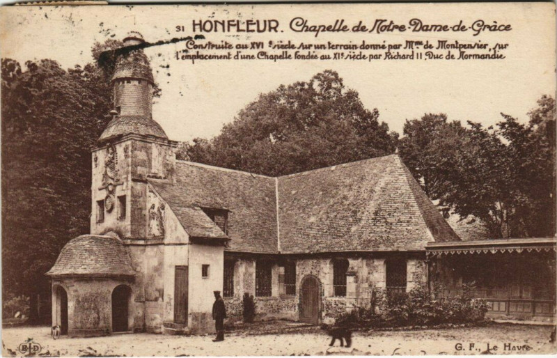 Carte postale ancienne Honfleur - Chapelle de Notre Dame-de-Grace à Honfleur