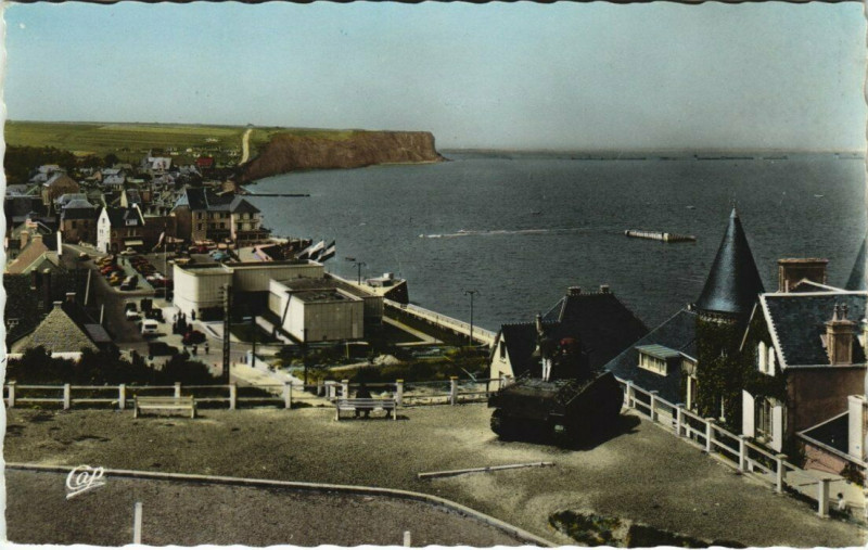 Carte postale ancienne Arromanches-les-Bains - Port de la Libération à Arromanches-les-Bains