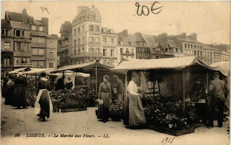 Carte postale ancienne Lisieux Le Marché aux Fleurs à Lisieux