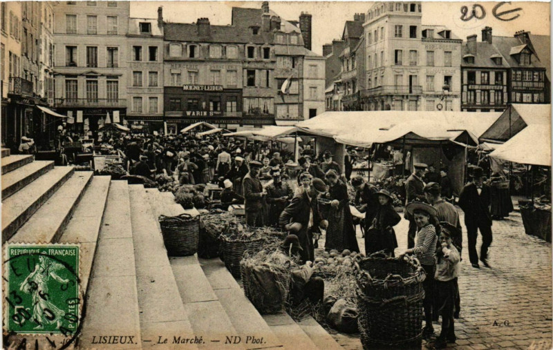 Carte postale ancienne Lisieux Le Marché à Lisieux