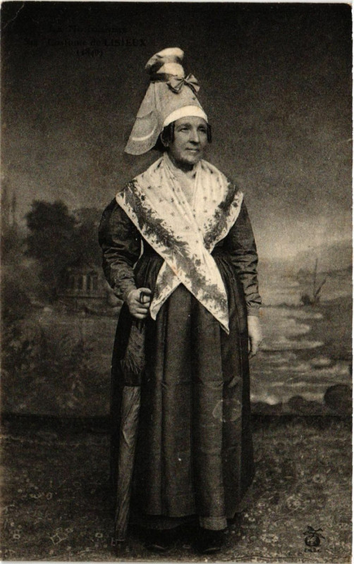 Carte postale ancienne Costume de Lisieux (1819) à Lisieux