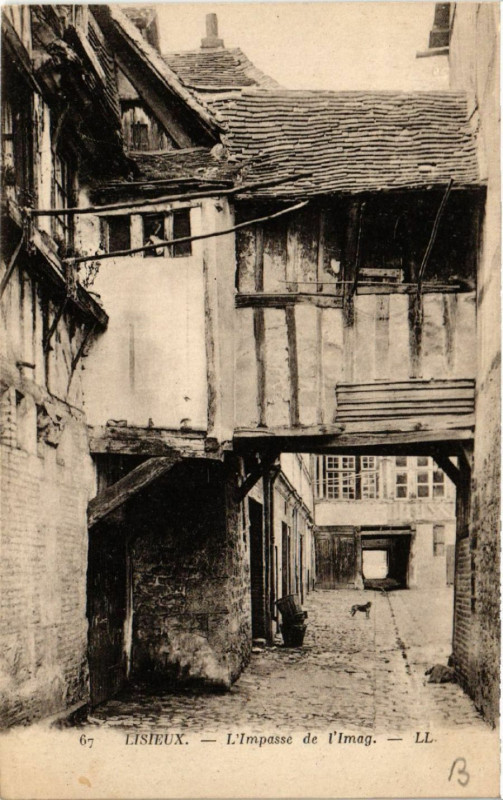 Carte postale ancienne Lisieux - L'Impasse de l'Imag à Lisieux