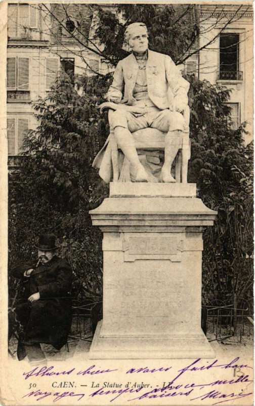 Carte postale ancienne Caen - La Statue d'Auber à Caen