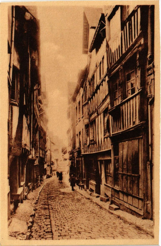 Carte postale ancienne Lisieux - La Rue aux Févres à Lisieux
