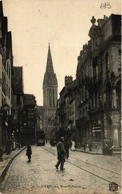 Carte postale ancienne Caen - La Rue Saint-Pierre à Caen
