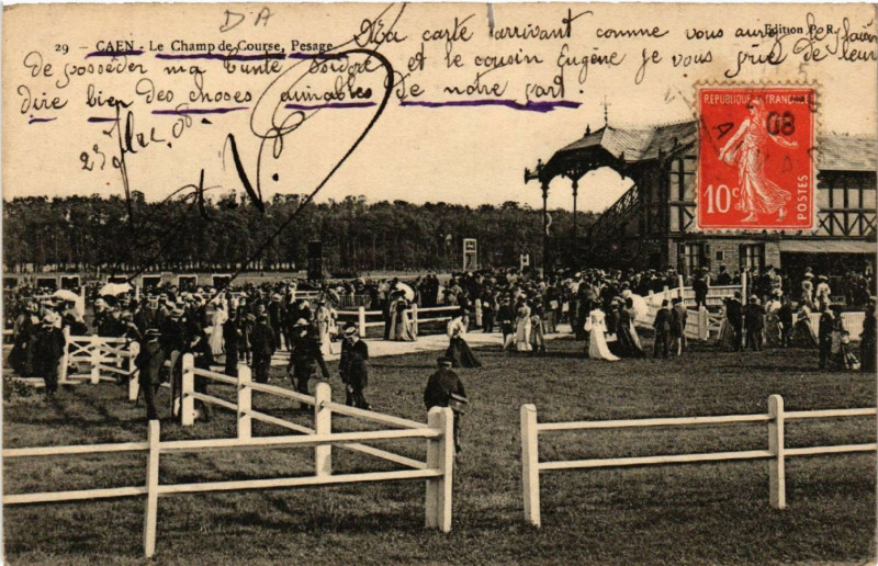 Carte postale ancienne Caen - Le Champ de-Course Pesage à Caen