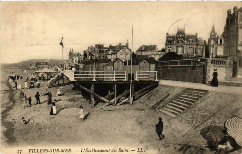 Carte postale ancienne Villers-sur-Mer - L'Etablissement des Bains à Villers-sur-Mer