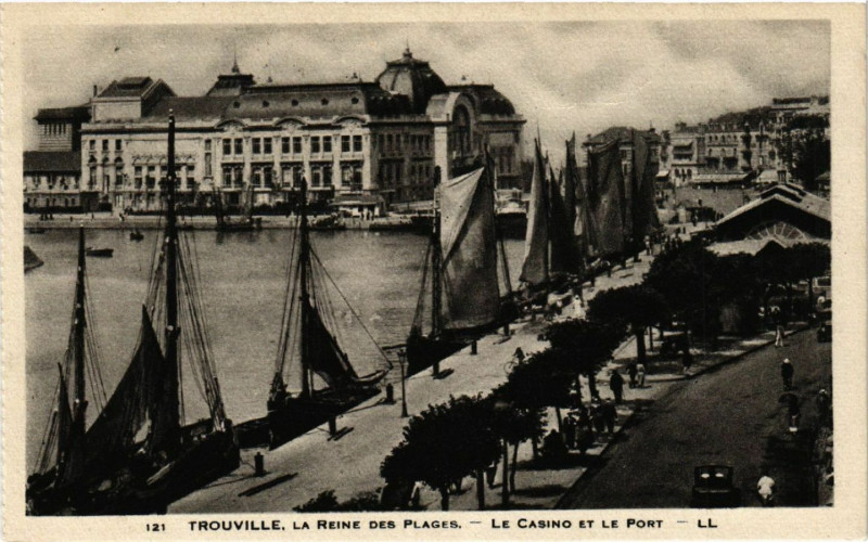 Carte postale ancienne Trouville La Reine des Plages - Le Casino et le Port