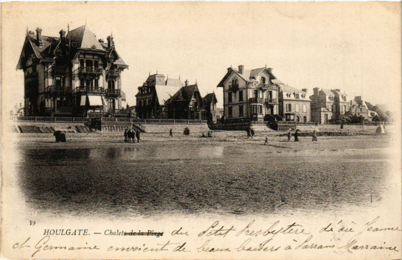 Carte postale ancienne Houlgate - Chalets de la Plage à Houlgate