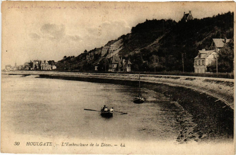 Carte postale ancienne Houlgate - L'Embouchure de la Dives à Houlgate