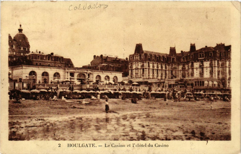 Carte postale ancienne Houlgate - Le Casino et l'Hotel du Casino à Houlgate