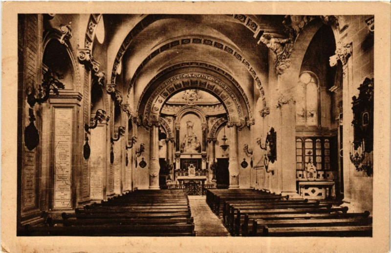 Carte postale ancienne La Chapelle des Carmélites de Lisieux - Chapel of the Carmelites.. à Lisieux