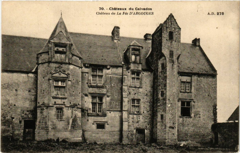 Carte postale ancienne Chateaux du Calvados - Chateau de La Fée d'Argouges