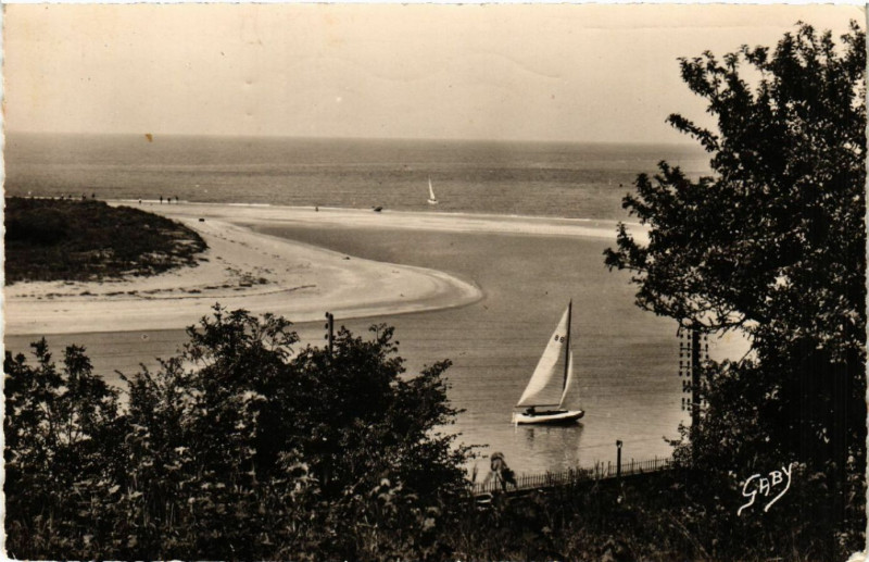 Carte postale ancienne Dives-Cabourg - La Plage à Cabourg