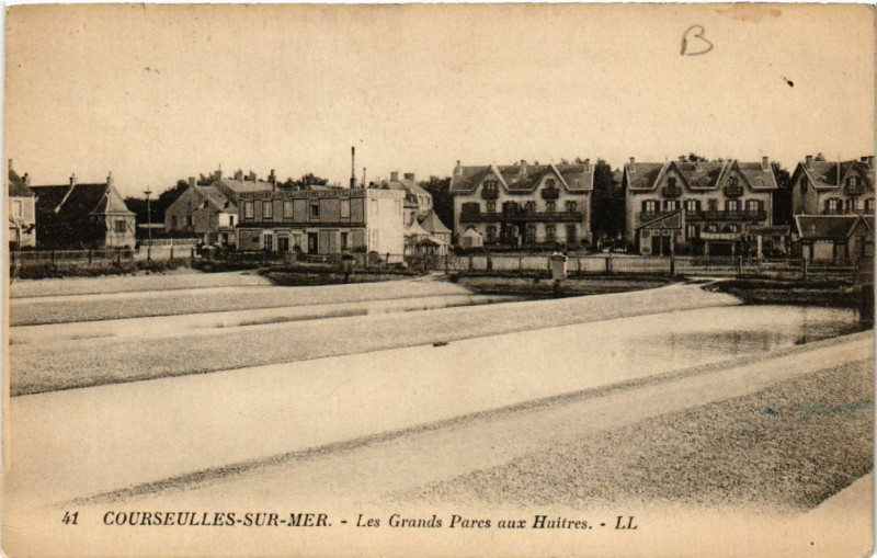 Carte postale ancienne Courseulles-sur-Mer - Les Grands Parcs aux Huitres à Courseulles-sur-Mer