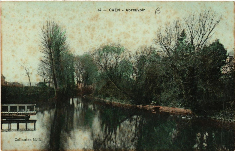 Carte postale ancienne Caen - Abreuvoir à Caen