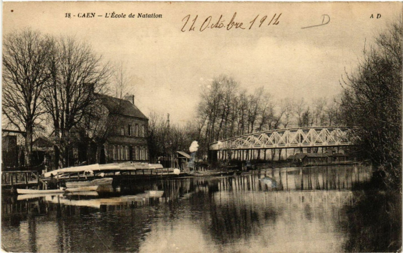 Carte postale ancienne Caen - L'Ecole de Natation à Caen
