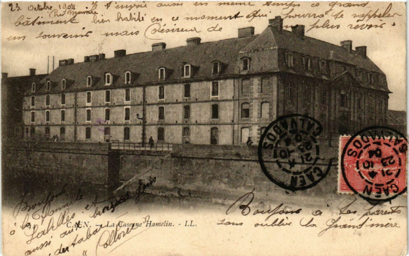 Carte postale ancienne Caen - La Caserne Hamelin à Caen